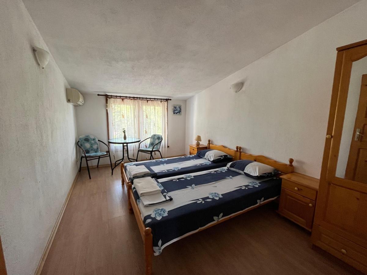 "Калоянови" Hotel Tsarevo Ngoại thất bức ảnh