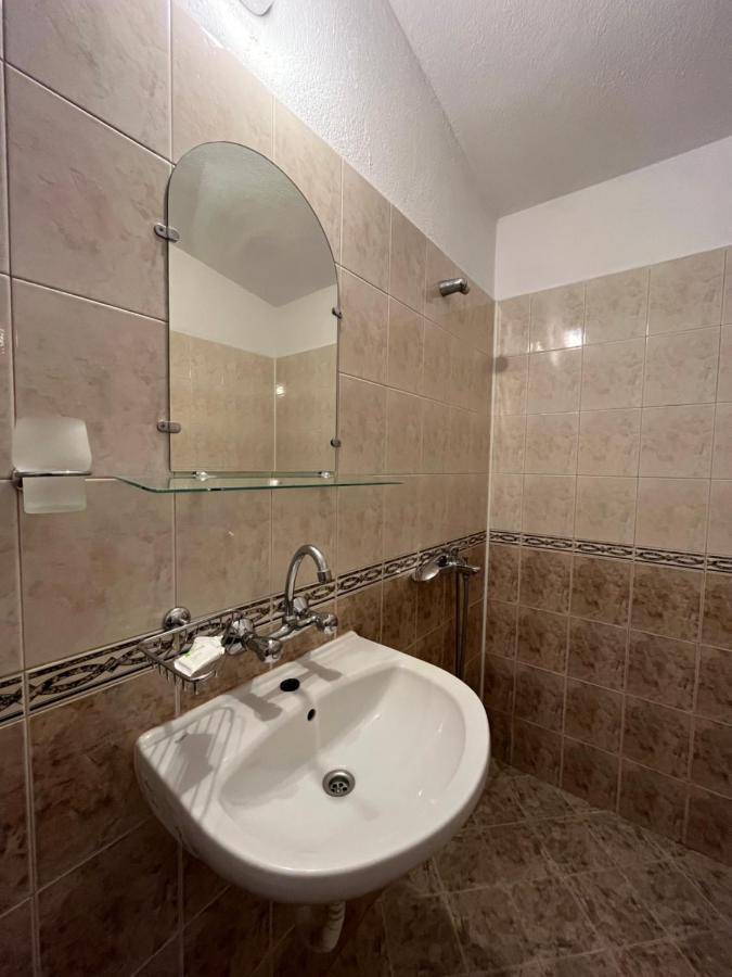 "Калоянови" Hotel Tsarevo Ngoại thất bức ảnh